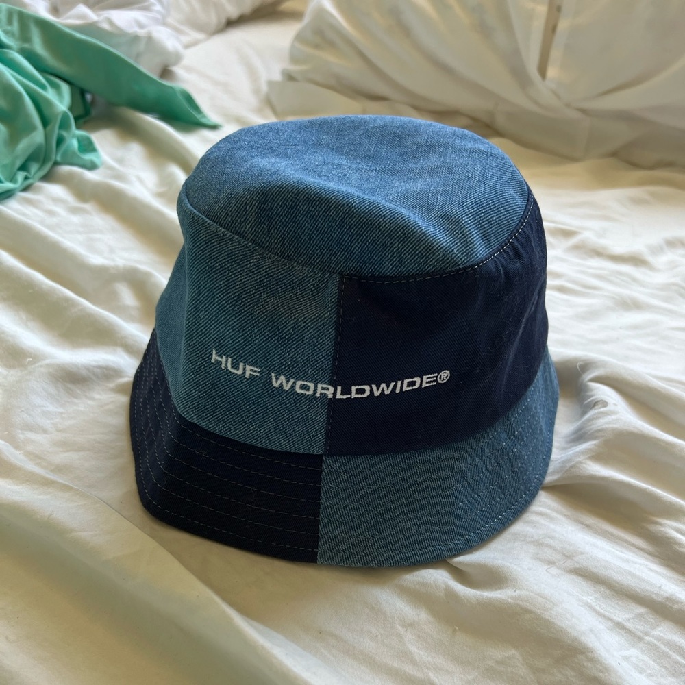 HUF worldwide hat - BLOCK OUT BUCKET HAT - denim bucket hat - S/M: 7 1/4"